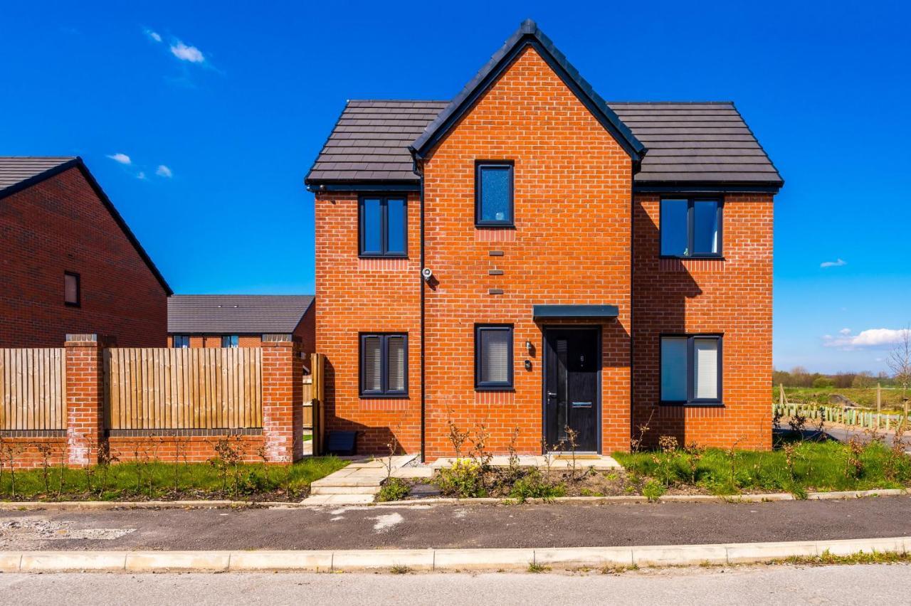 Apartment Vidale Court, 3 Bedroom House With River Irwell View, Sleeps 6 Manchester