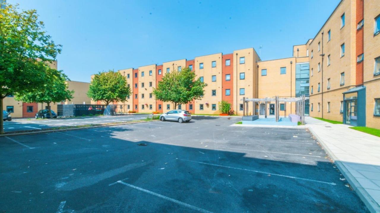 Apartment Homely Private Bedrooms At Oxford Court In Manchester