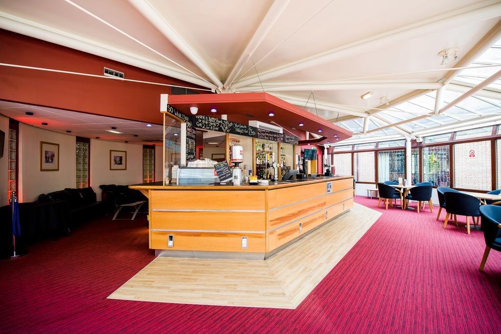 Weston Hall - Halls Of Hotel