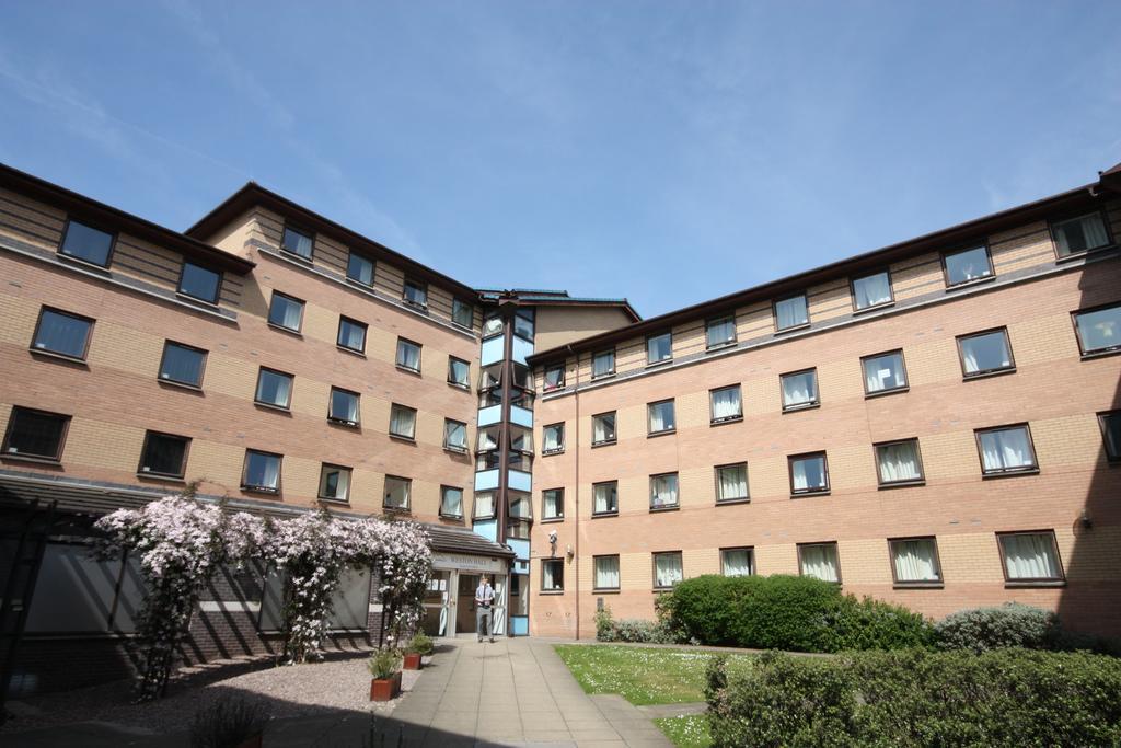 Hotel Weston Hall - Halls Of Manchester