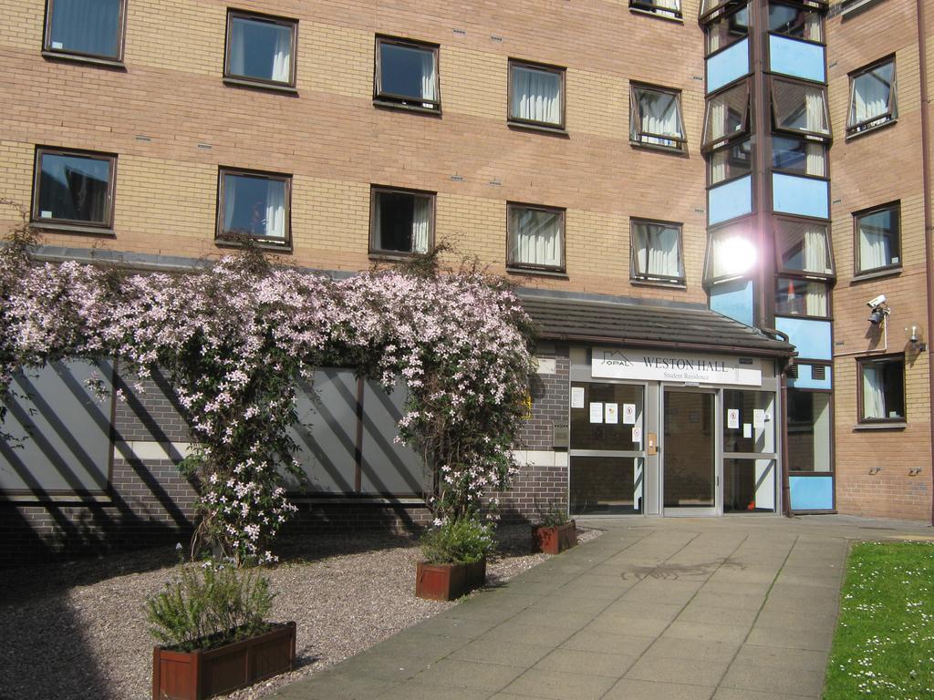 Hotel Weston Hall - Halls Of