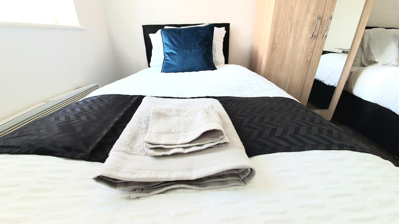 Salford Ark Comfort Near Salford Royal And Trafford Centre Manchester