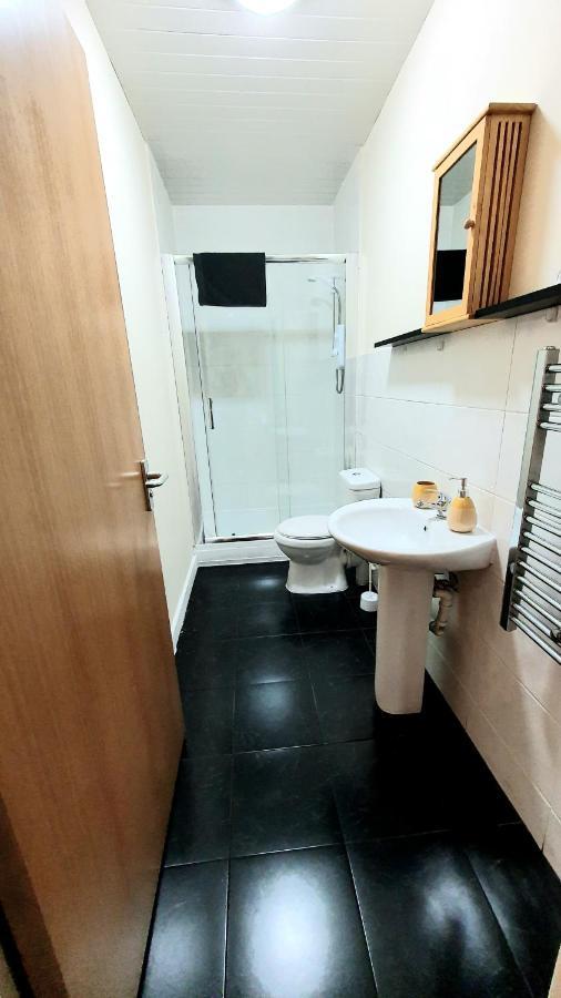 Salford Ark Comfort Near Salford Royal And Trafford Centre