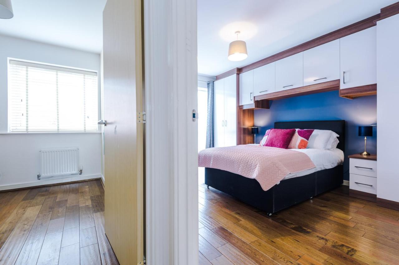 3 Bed Stylish Near The Etihad Stadium *
