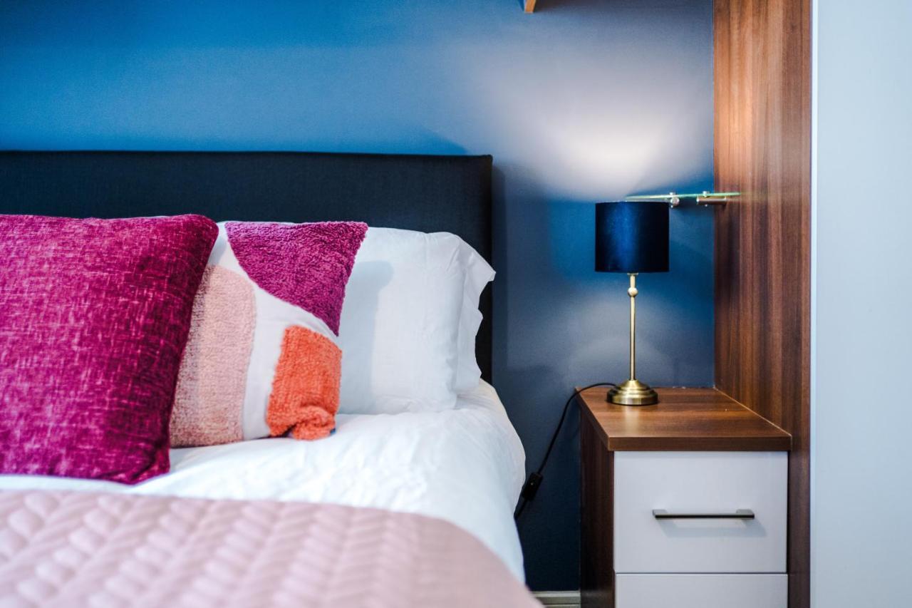 3 Bed Stylish Near The Etihad Stadium Holiday home *
