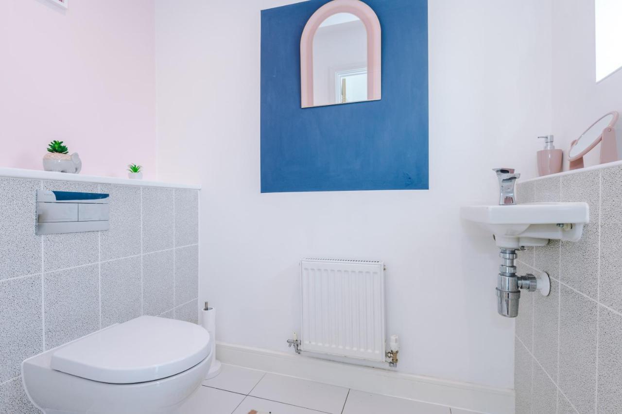3 Bed Stylish Near The Etihad Stadium Manchester