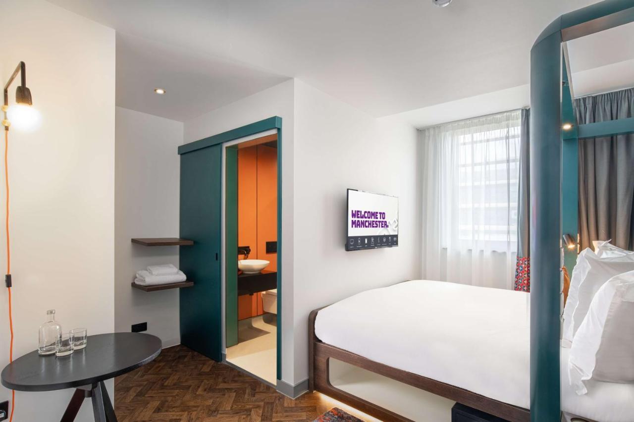 Hotel Yotel Deansgate 4*