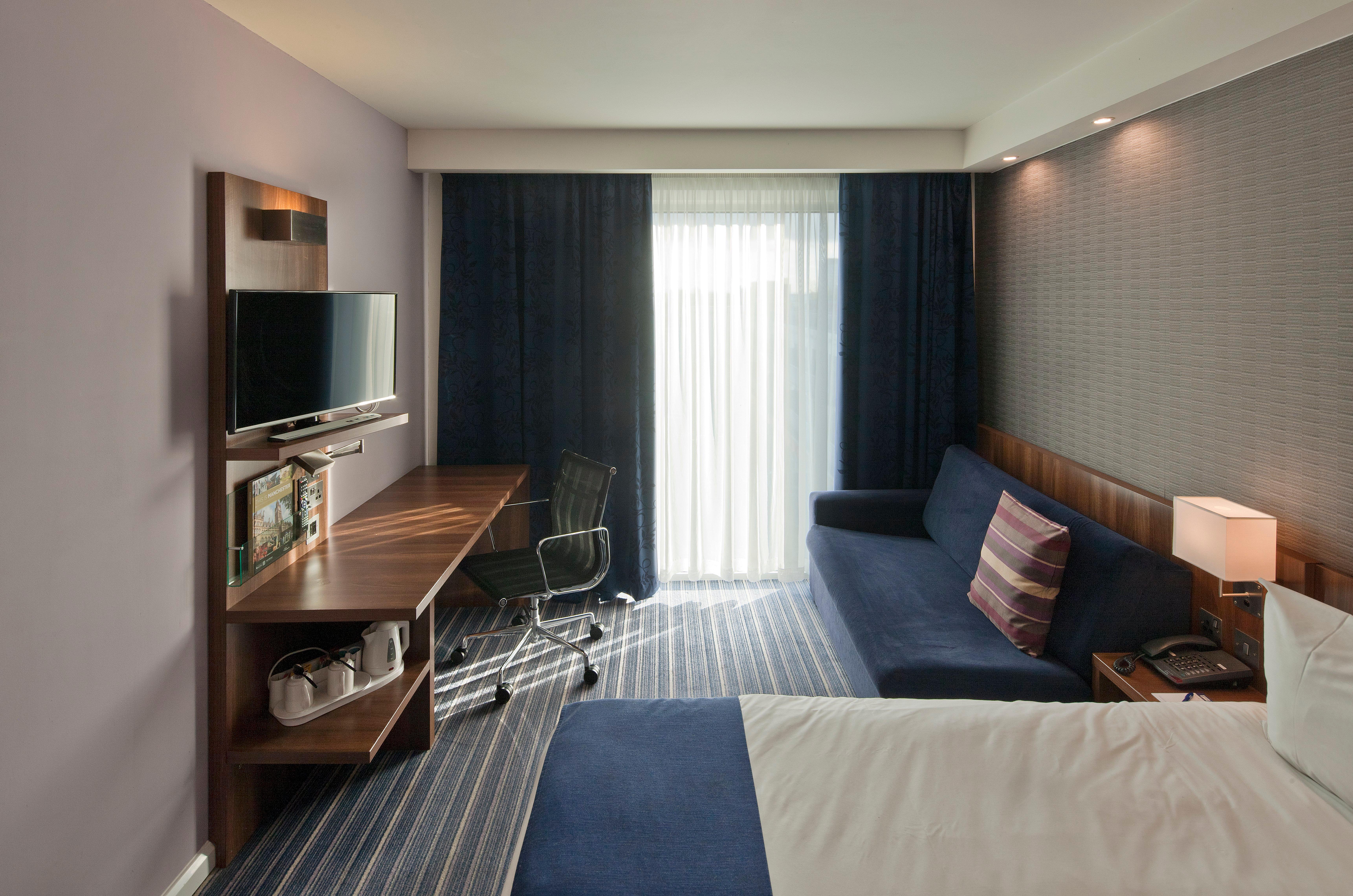 Express Centre By Ihg Hotel