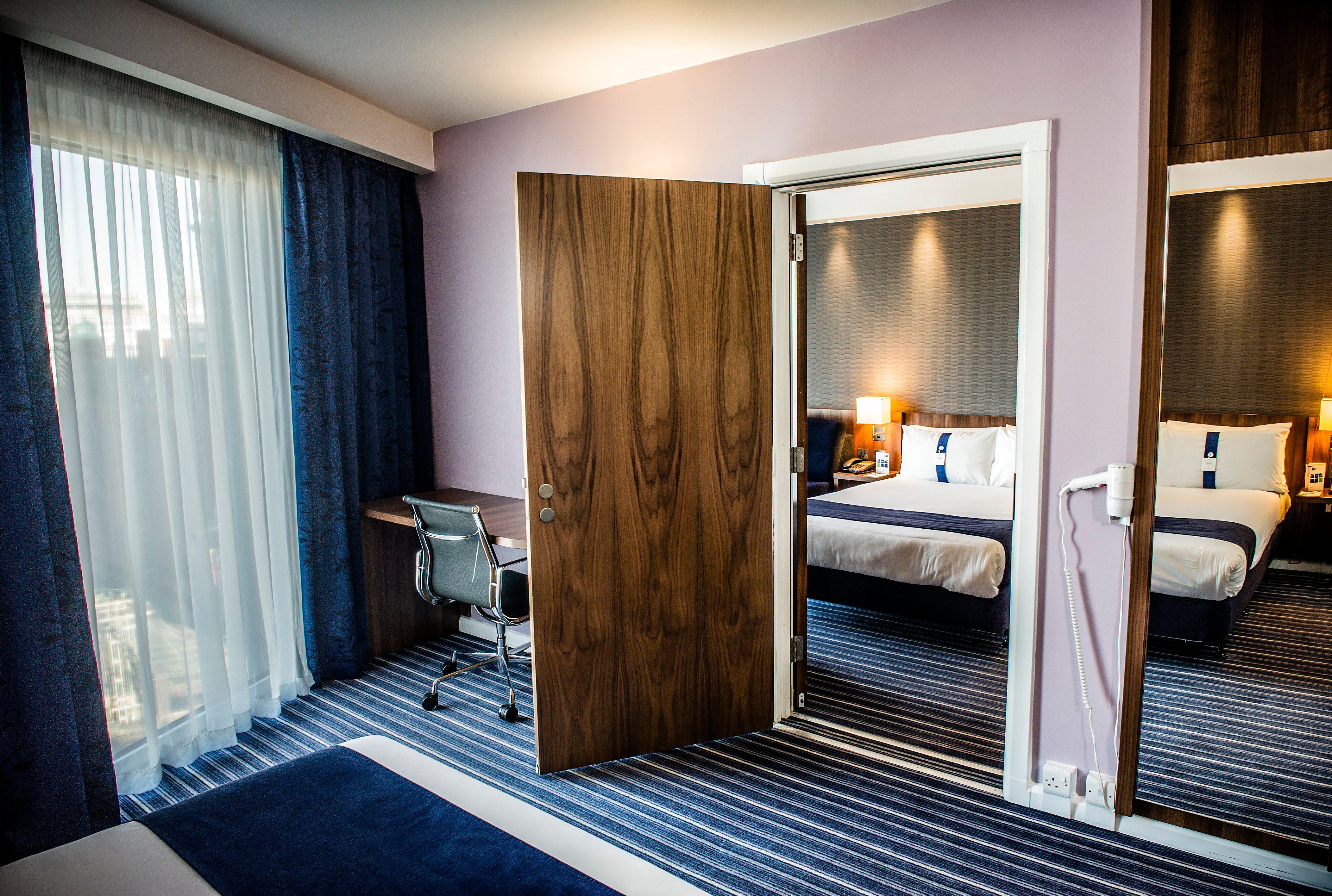 Express Centre By Ihg
