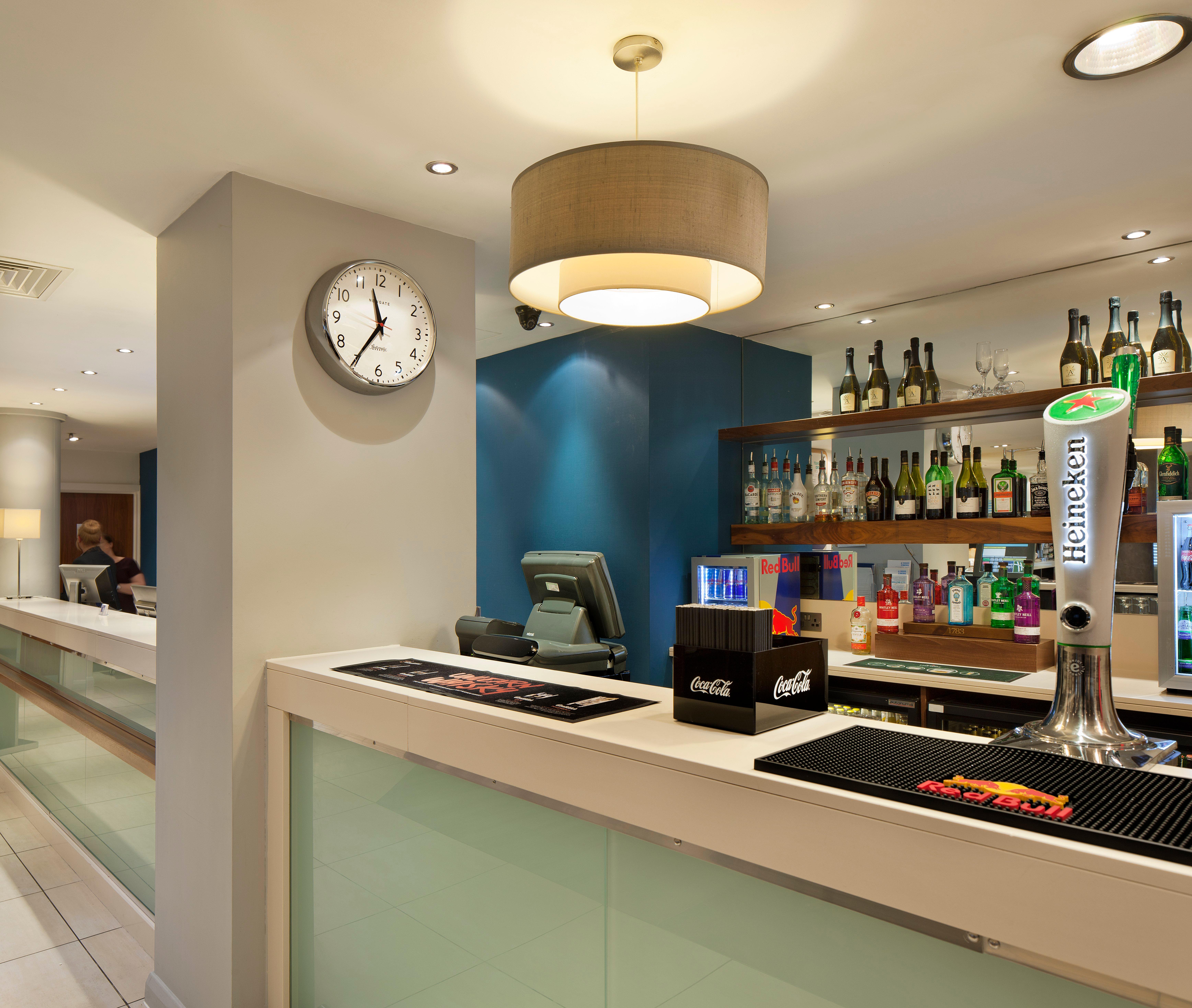 Express Centre By Ihg Hotel 3*