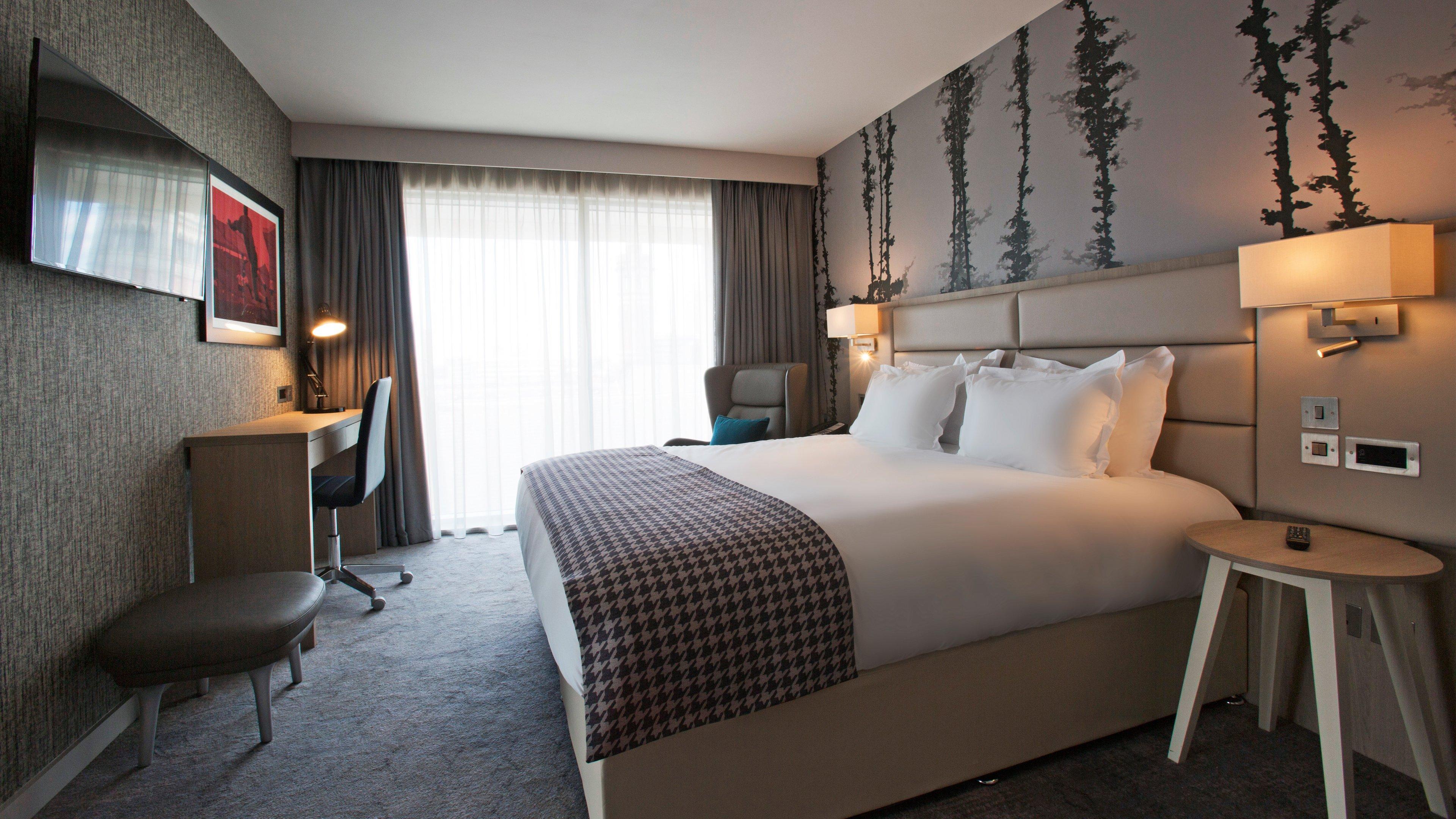 - Centre By Ihg Hotel 4*