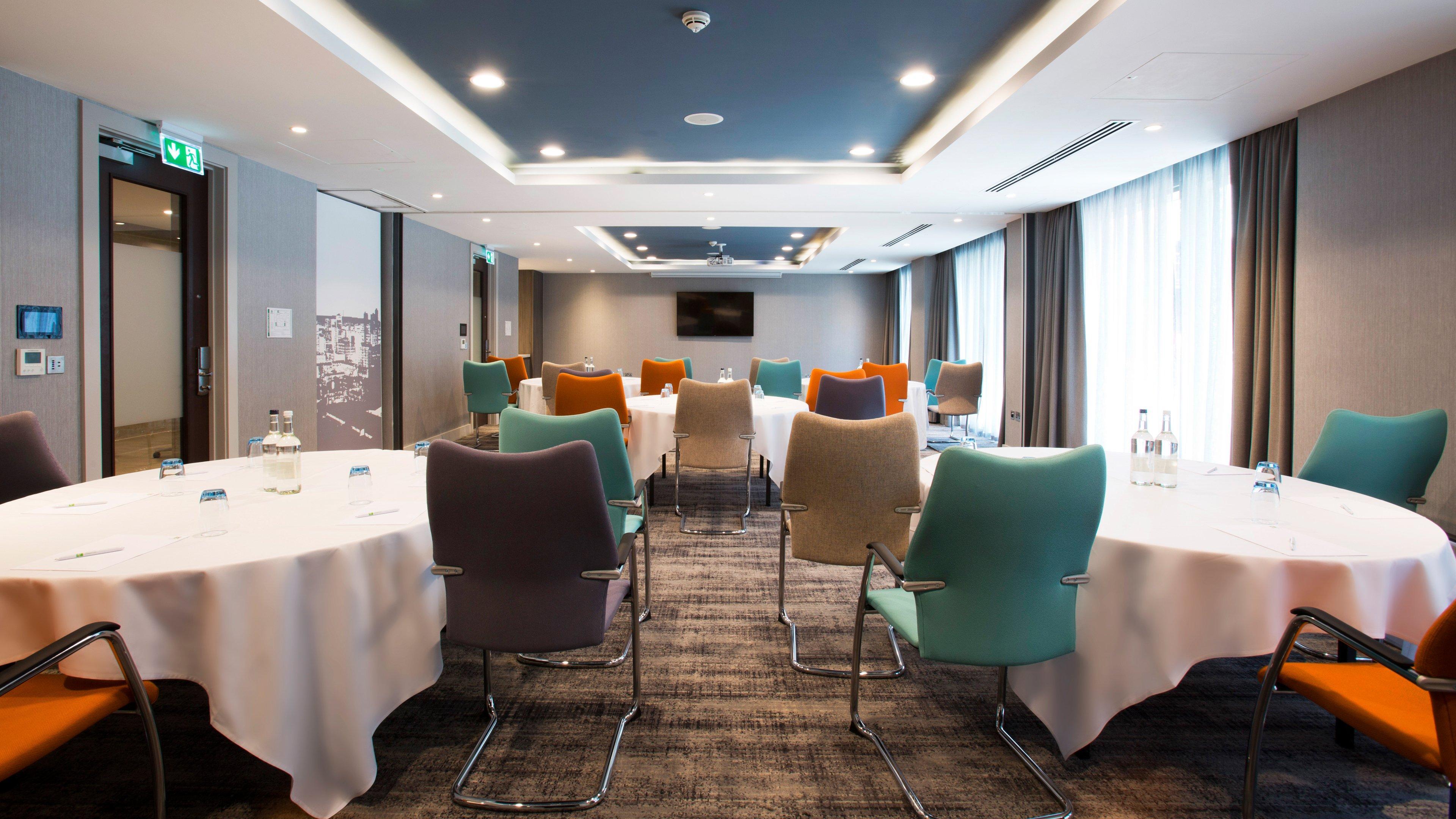 - Centre By Ihg 4*
