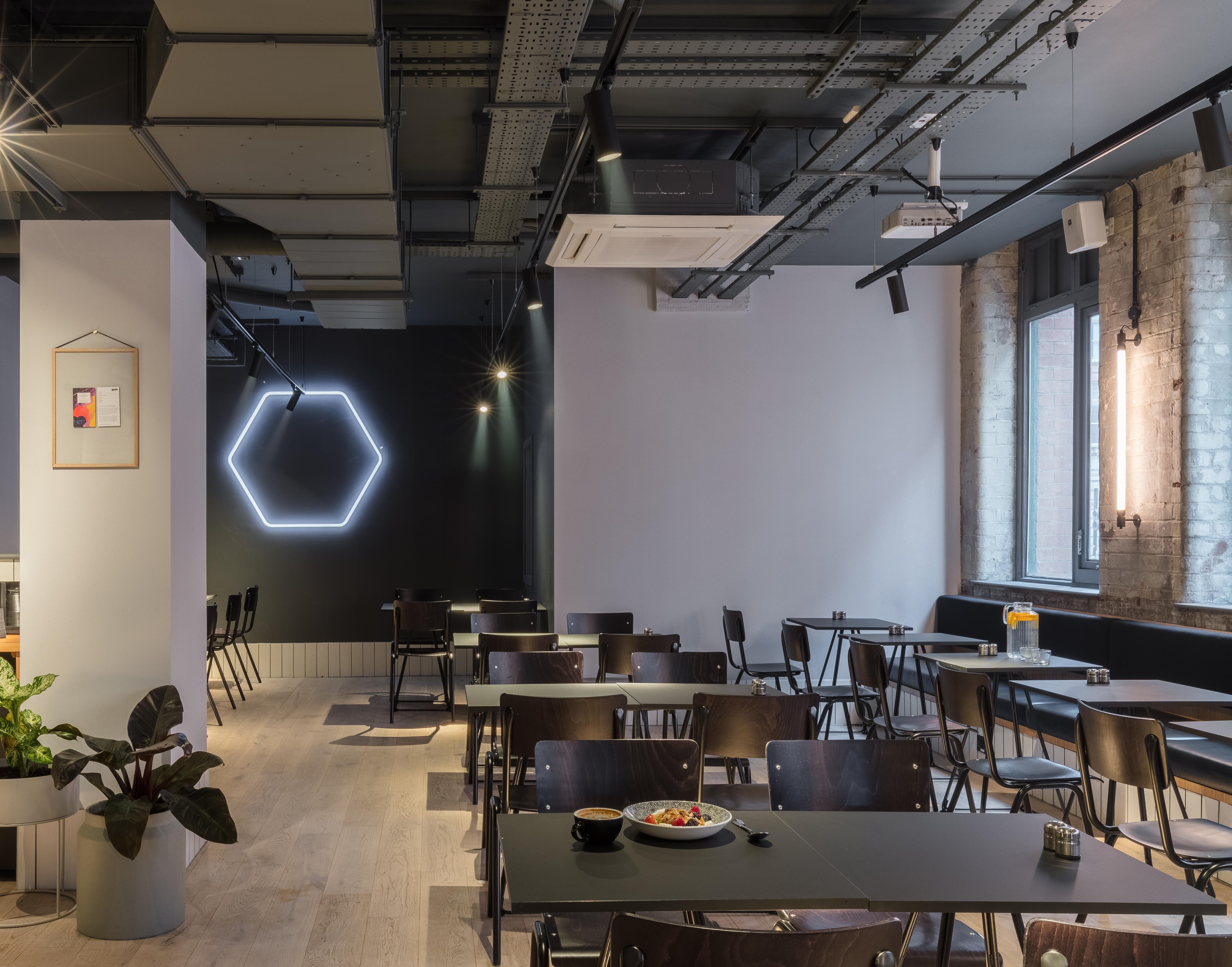 Whitworth Locke 4* Manchester