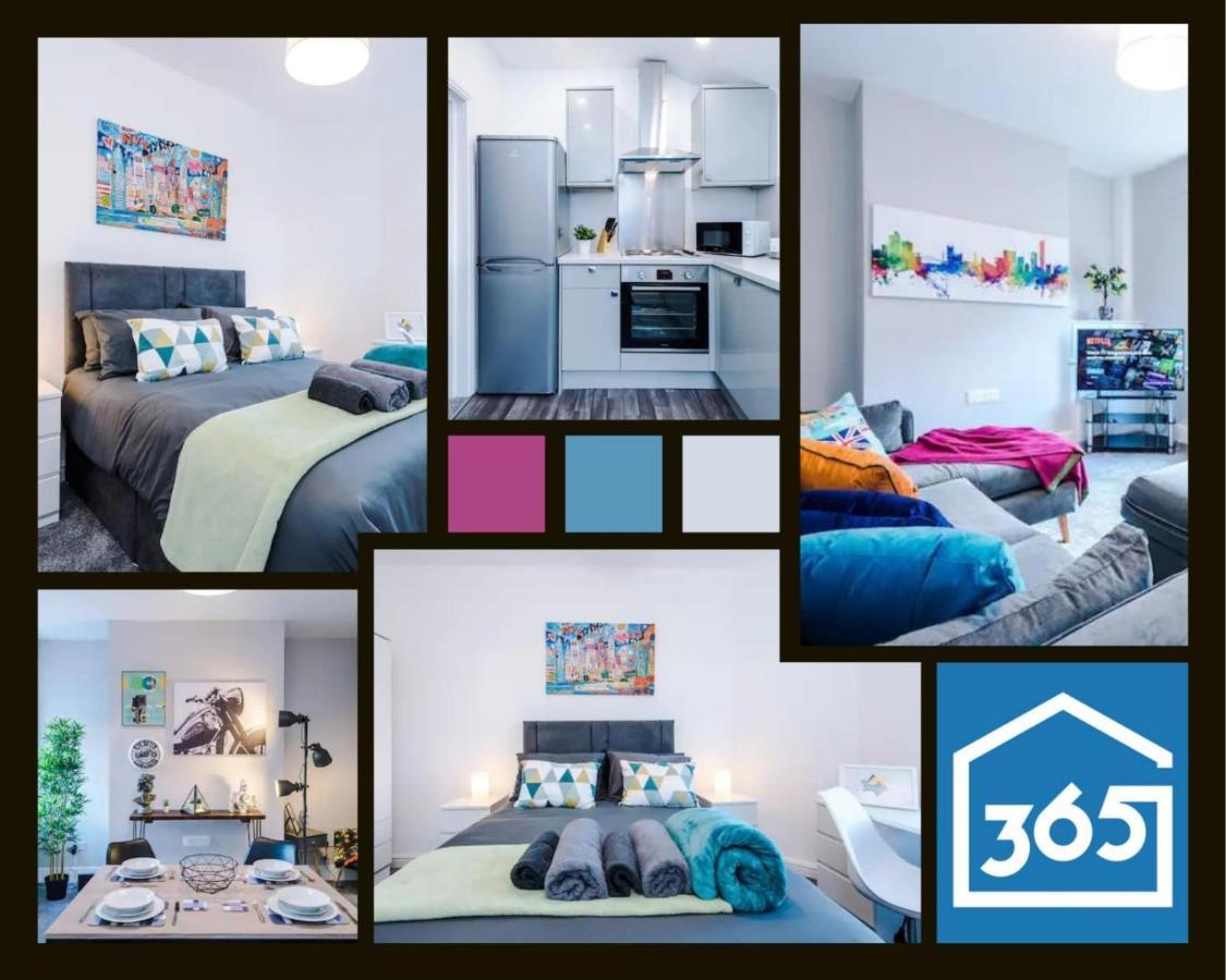 Stunning Refurbished House - Free Wifi - Sleeps 5 Holiday home Manchester