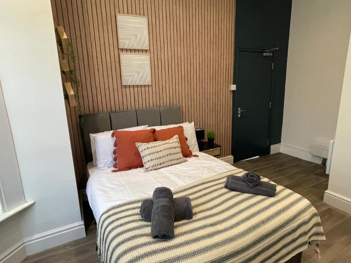 Apartment Deluxe Centrally Located In *
