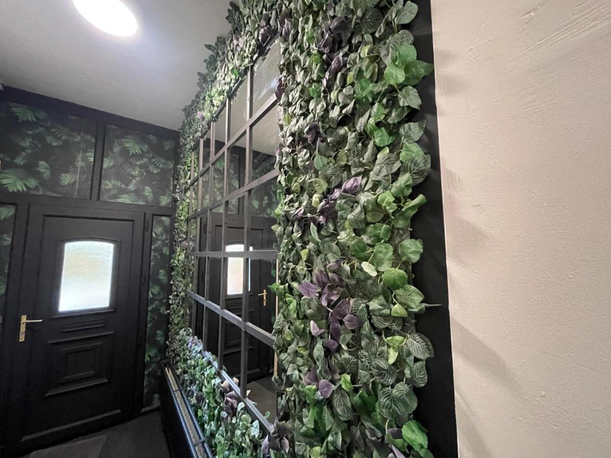 Apartment Deluxe Centrally Located In