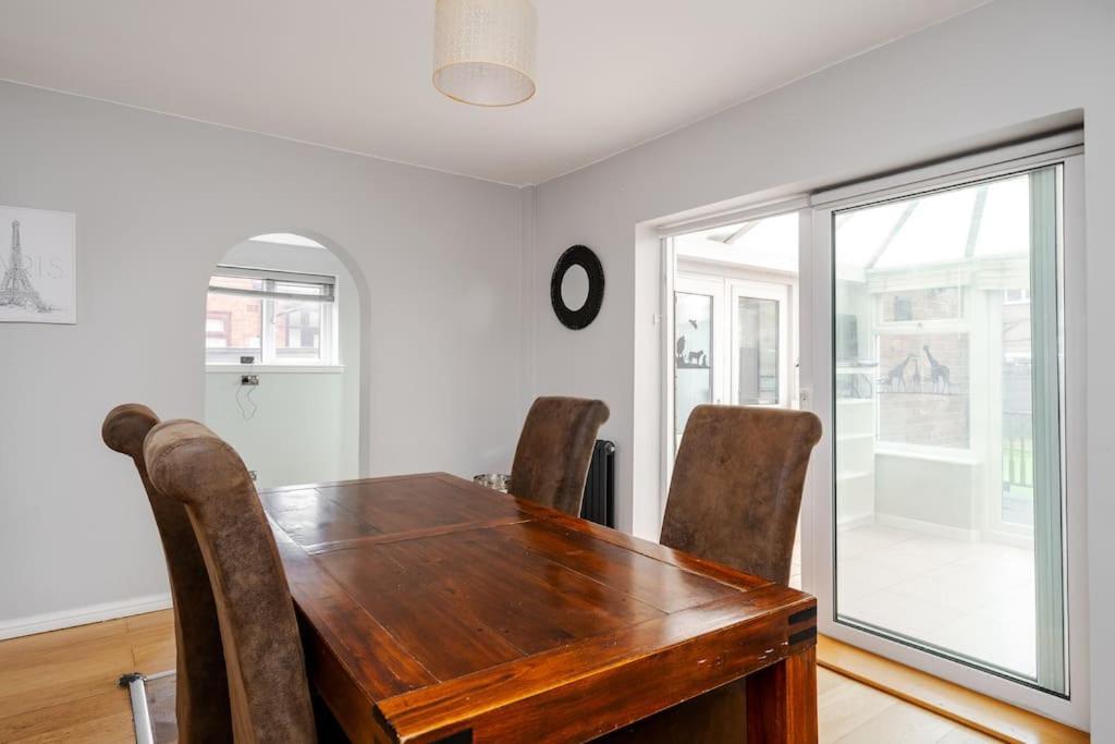Holiday home Cressingham House
