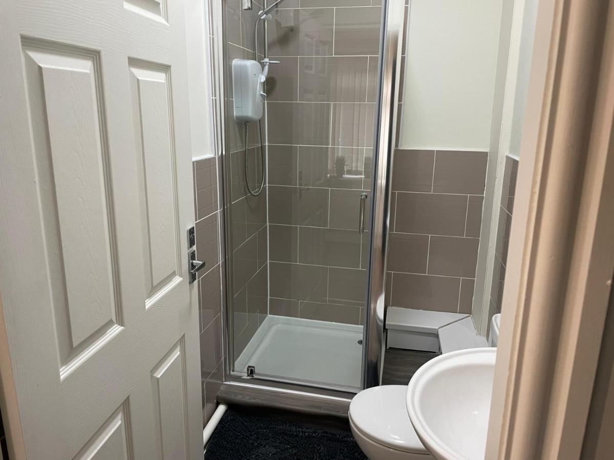 Apartment Deluxe Centrally Located In *