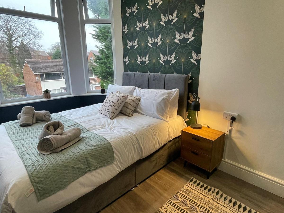 Deluxe Centrally Located In