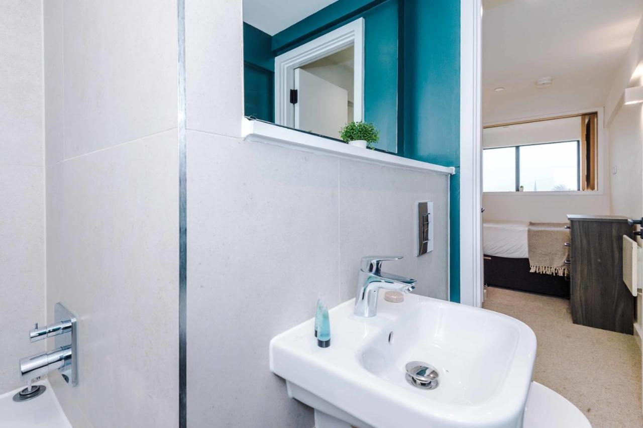 Sky Gardens - Contemporary Duplex *