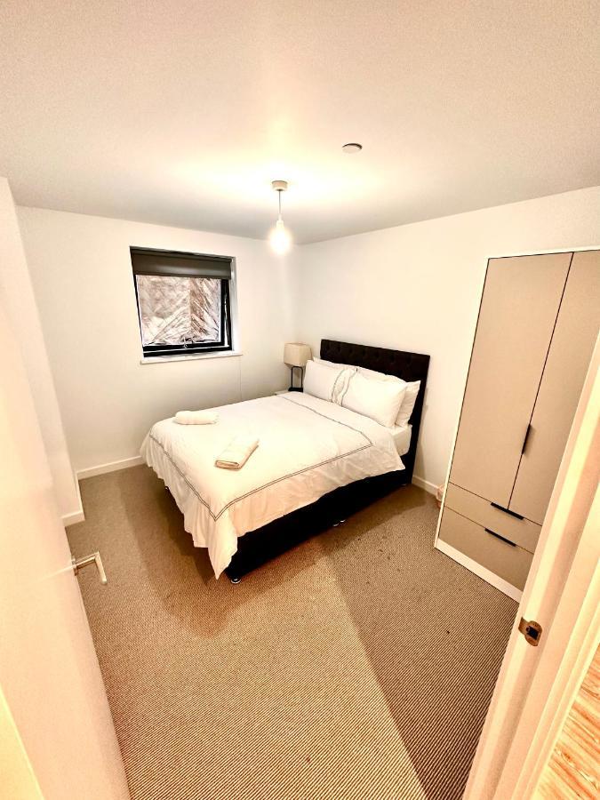 Flat 2 Bedroom In *