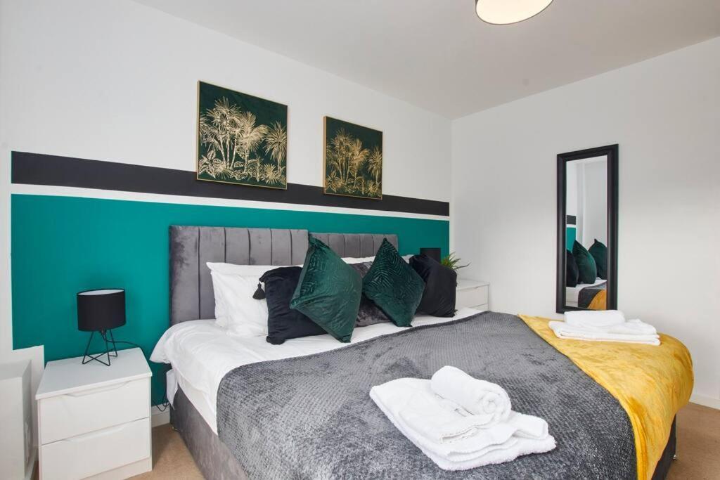 Stylish Central Apartment