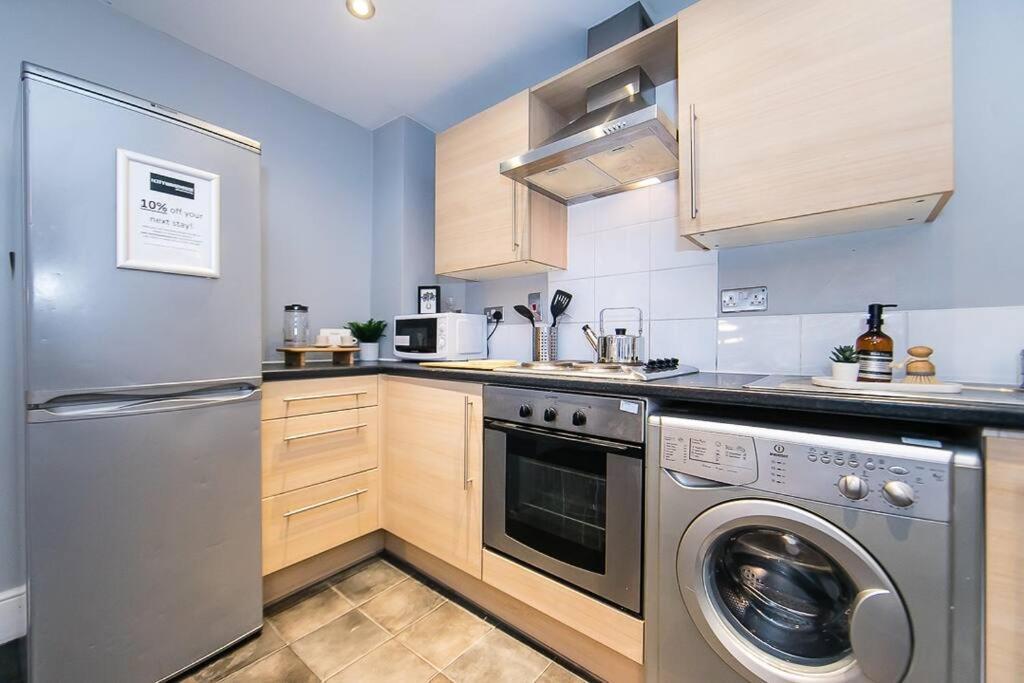 2 Bedroom With Space For 6 *