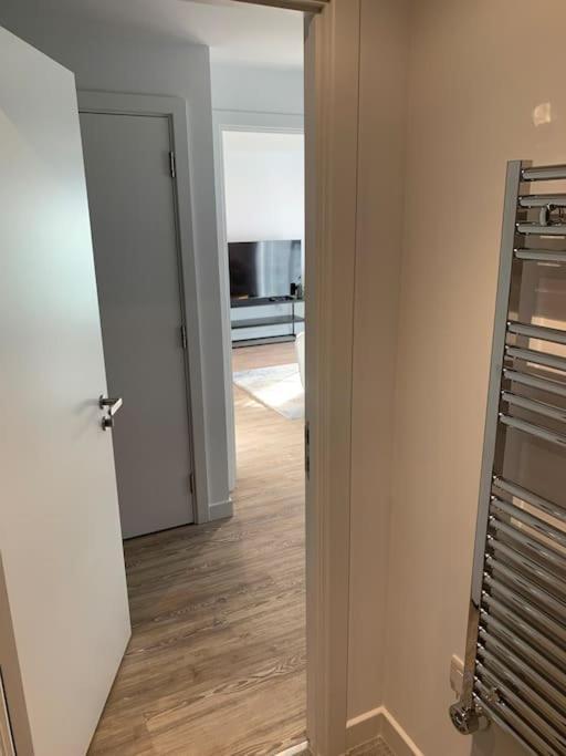 Appartement Luxury 2 Bedroom Apartment. *