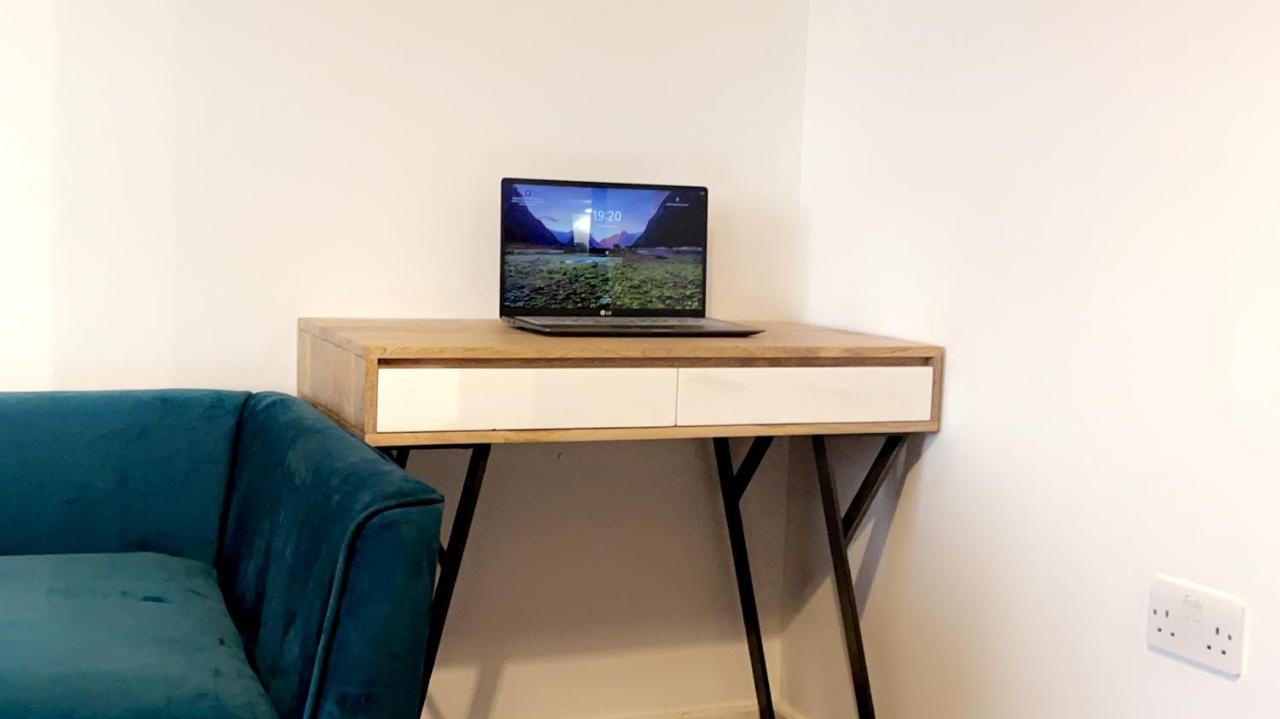 Luxury 1 Bed With Parking