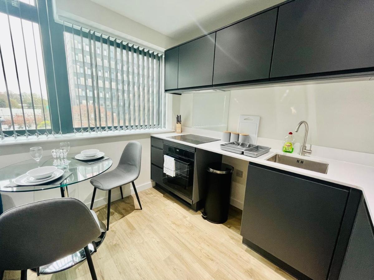 Apartment Lovely Studio With Free Parking Included! Manchester