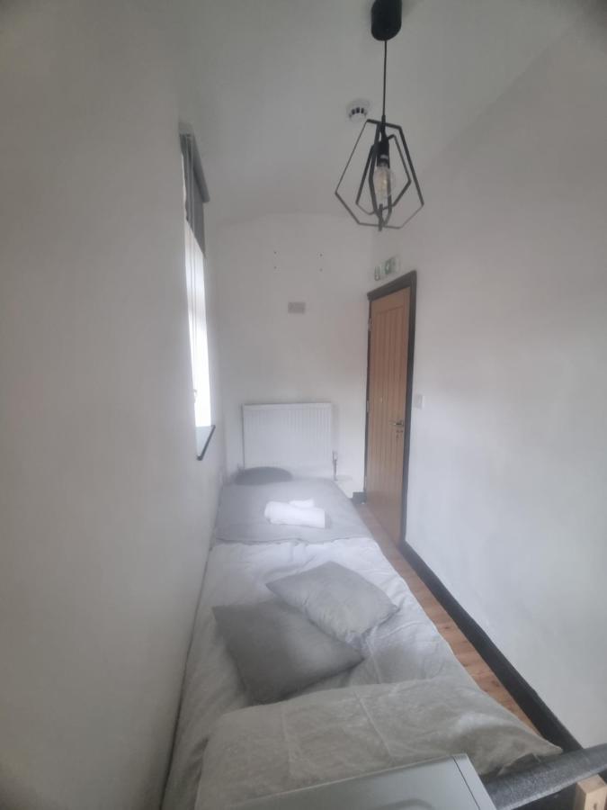 Single With Private Bathroom