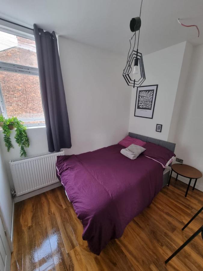 6 With Private Bathroom In Levenshulme * Manchester