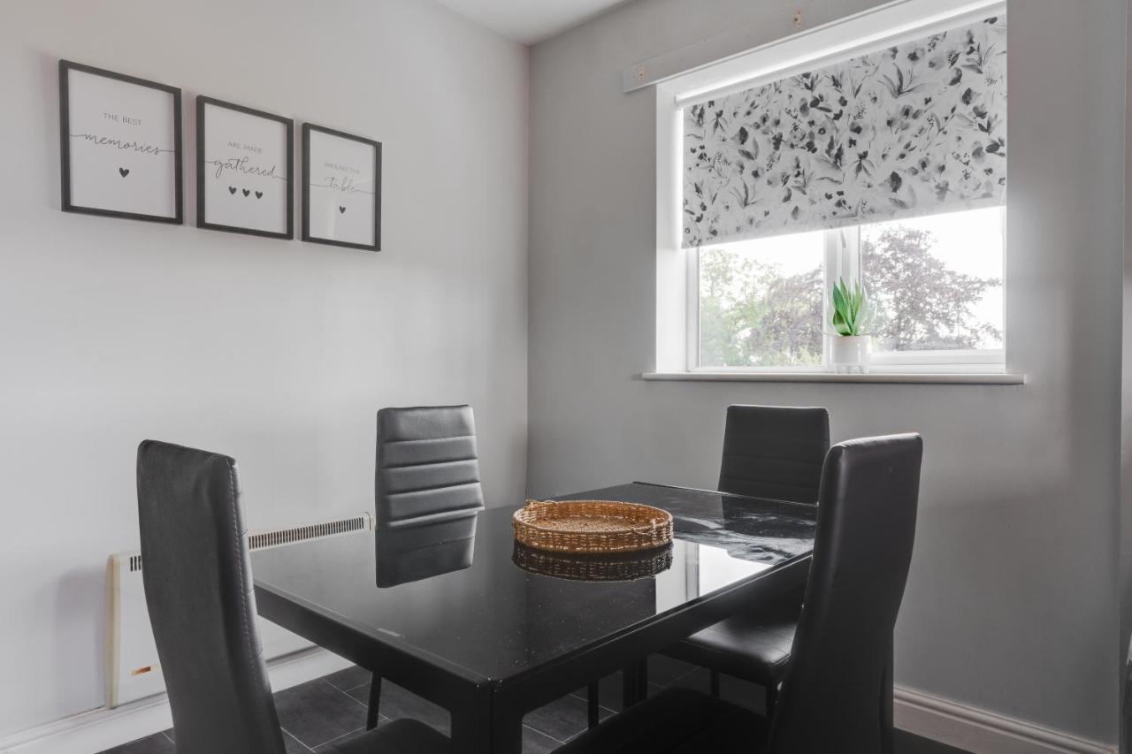 A Delightful Flat In Manchester. Apartment *