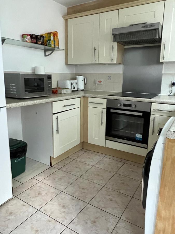 Gasthuis Lovely 3 Bed Short Manchester