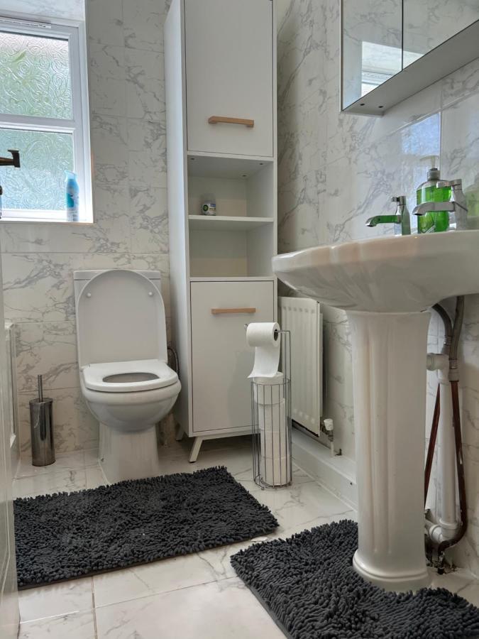 Lovely 3 Bed Short *