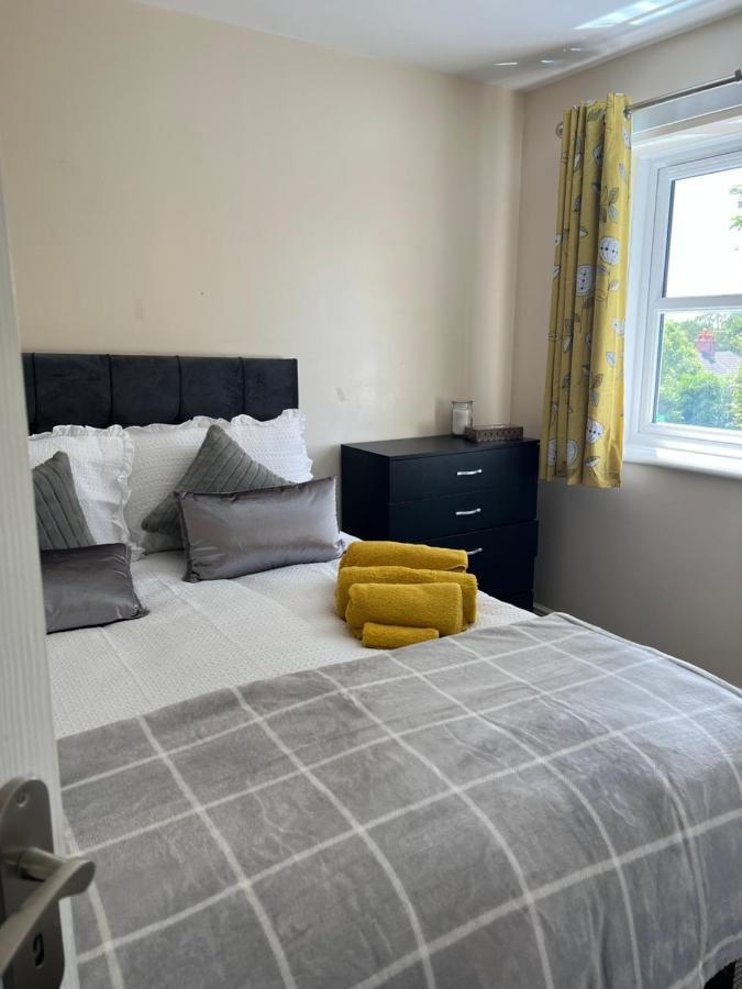 Lovely 3 Bed Short Gasthuis