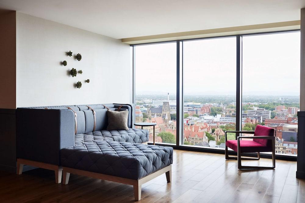 Hyatt House 4*
