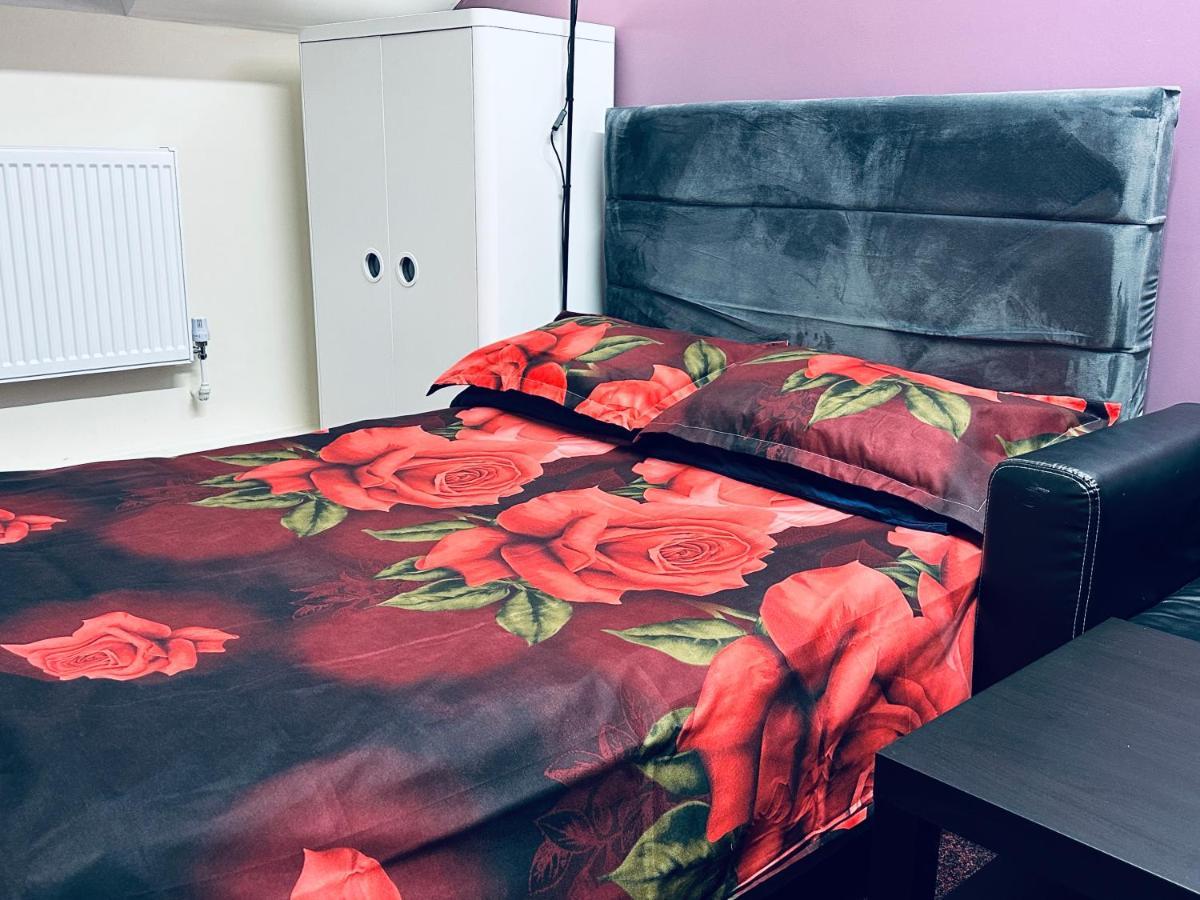 Star Apartment *