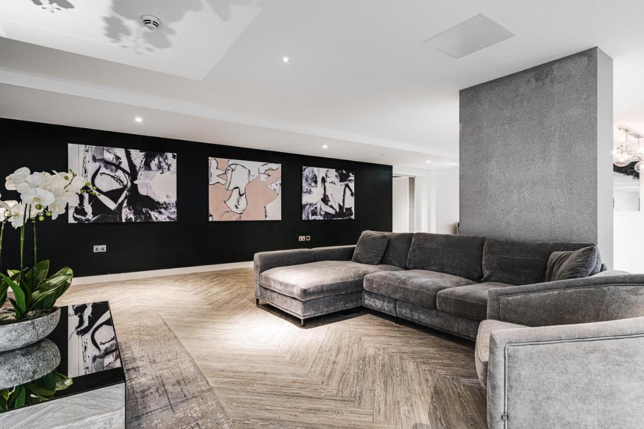 3 Bed Luxury Spacious With Pool Apartment