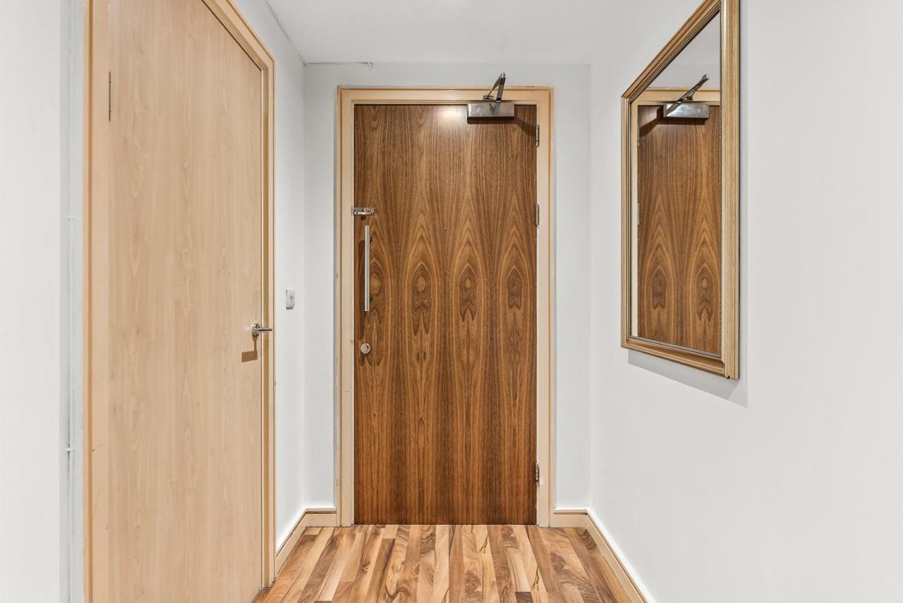 Apartment Large Central Manchester Apartment - Sleeps 8 Manchester
