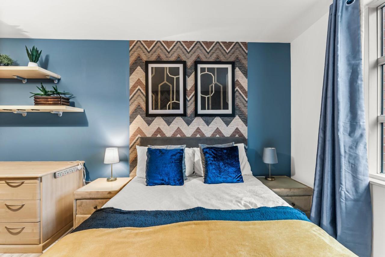 Apartment Large Central Manchester Apartment - Sleeps 8 Manchester