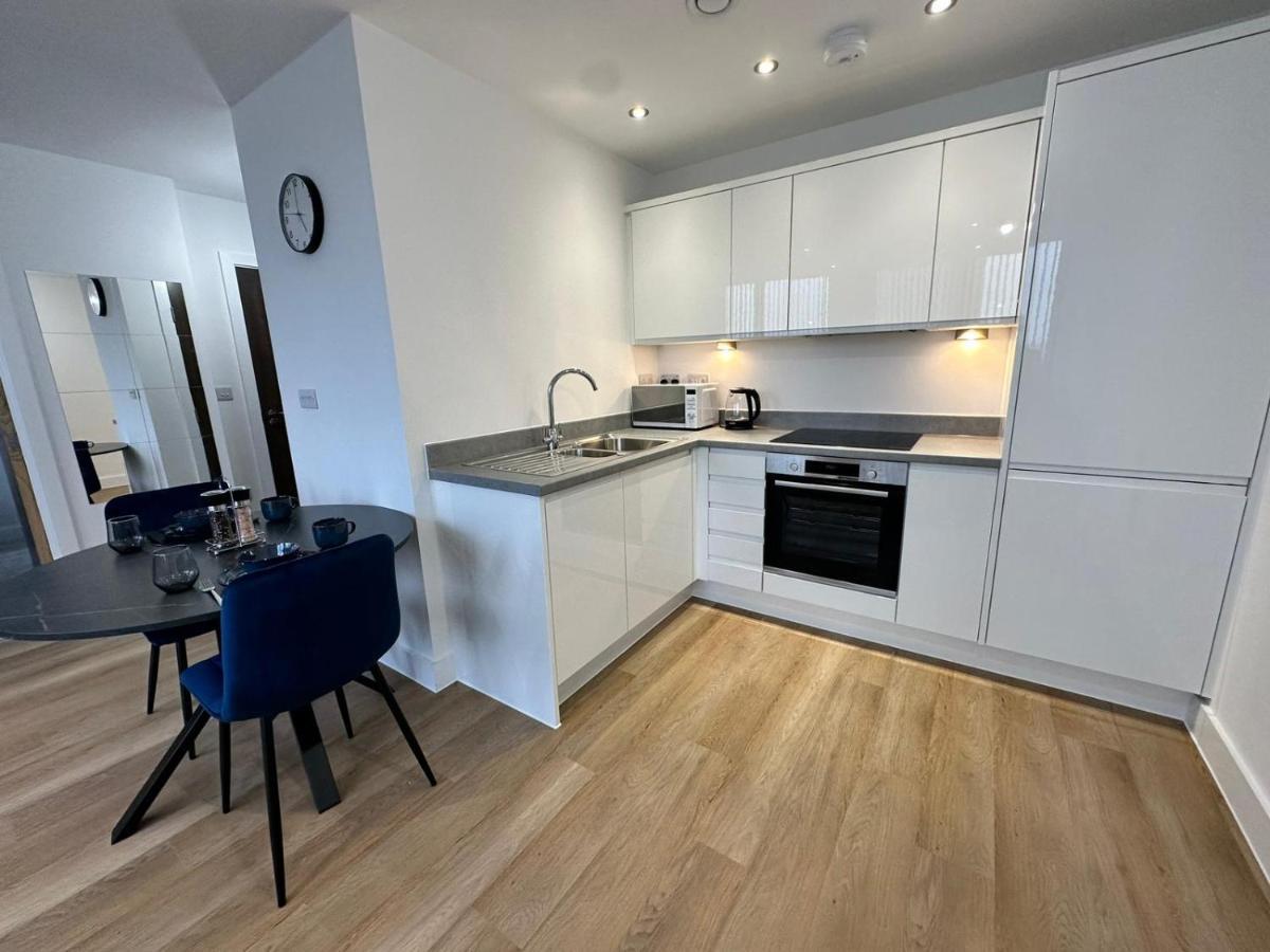 1 Bed Near Old Trafford With Free Car Park * Manchester