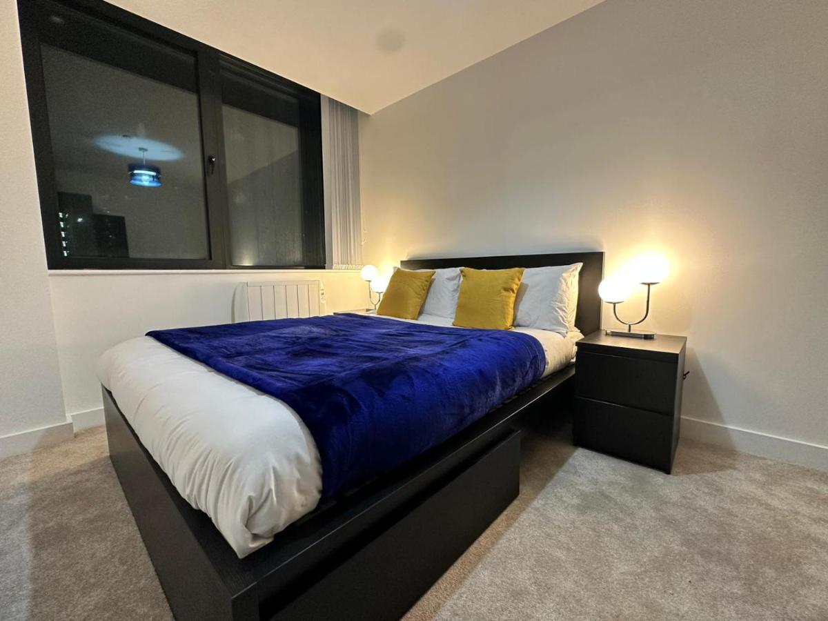 1 Bed Near Old Trafford With Free Car Park Apartment Manchester