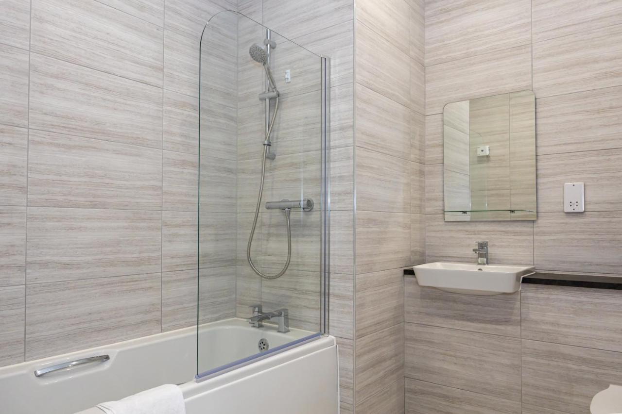 Appartement Superb 2bd In China Town *