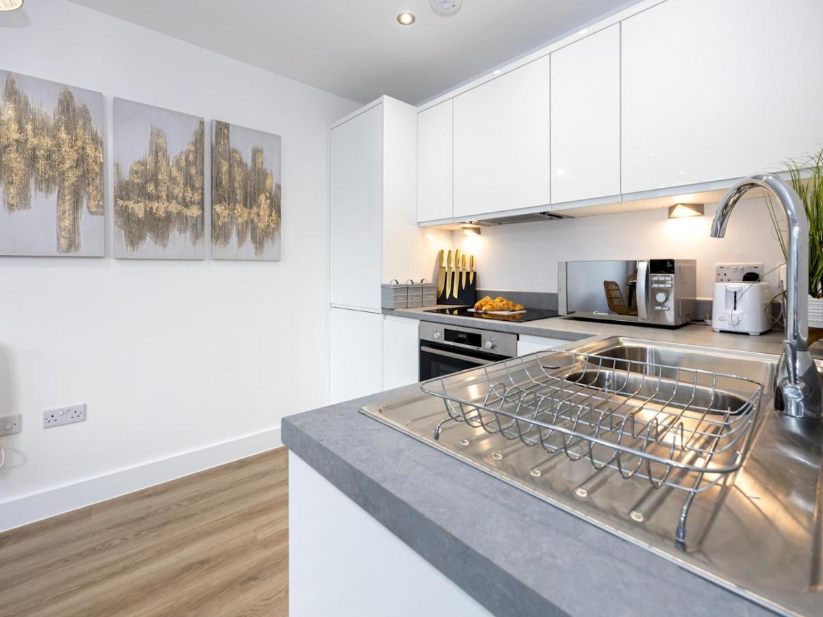Pass The Keys Modern Luxury 1 Bed Free Parking Apartment Manchester