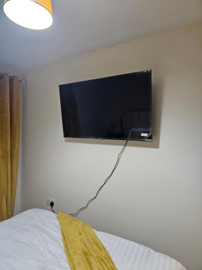Apartment Waterfront, Ethihad Stadium