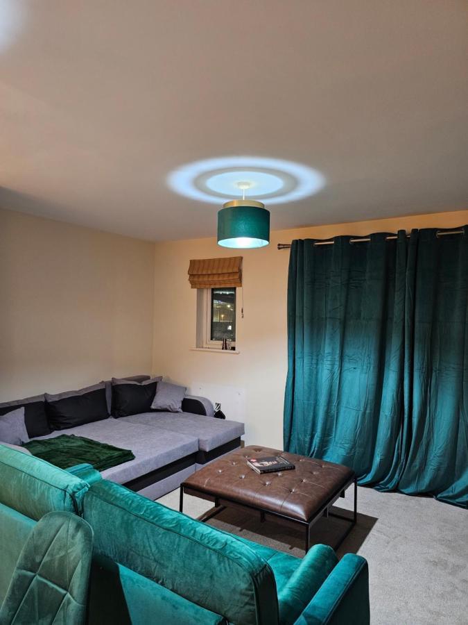 Apartment Waterfront, Ethihad Stadium