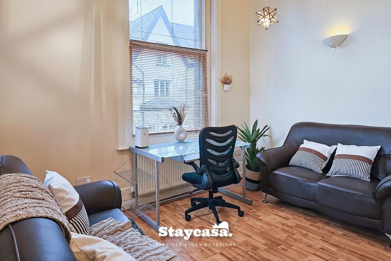 Carlton Co-Living - Private Room Self-Cater Manchester