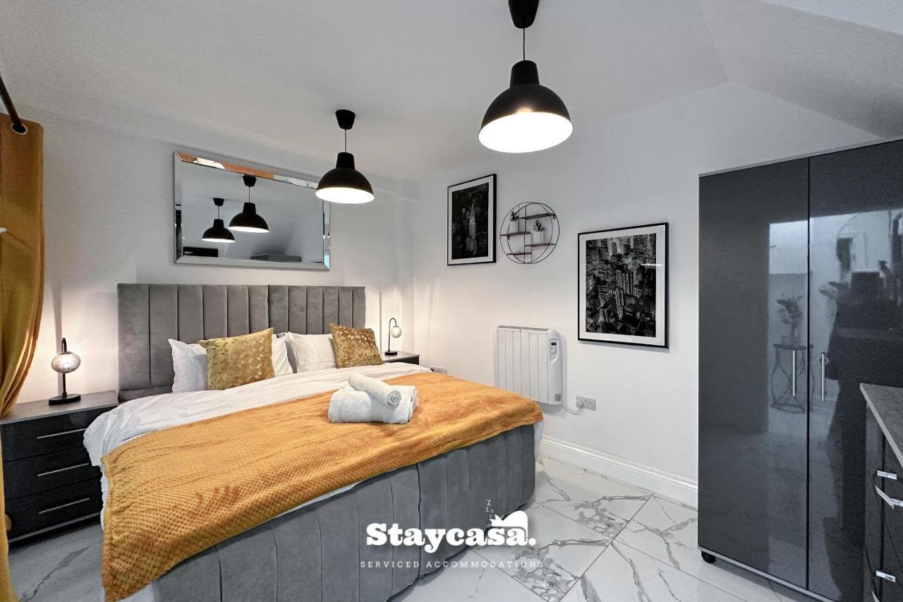 Hidden Oasis 7Minute To City With Street Parking * Manchester