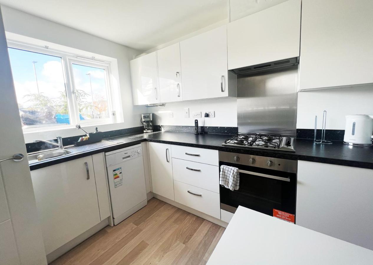 Ludlow Close * Manchester